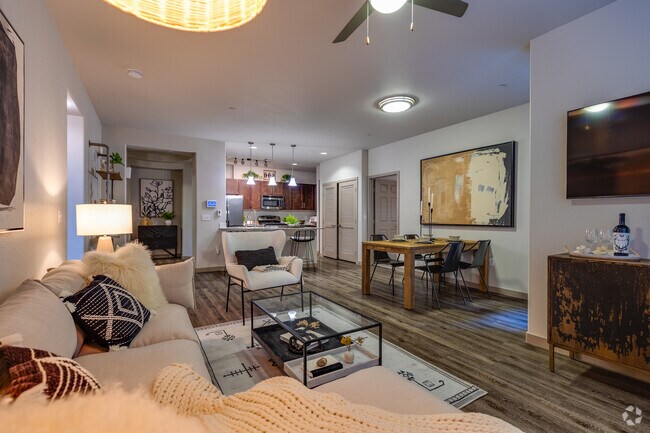 VO2B; 2 BR, 2 BA - 1,213 SF