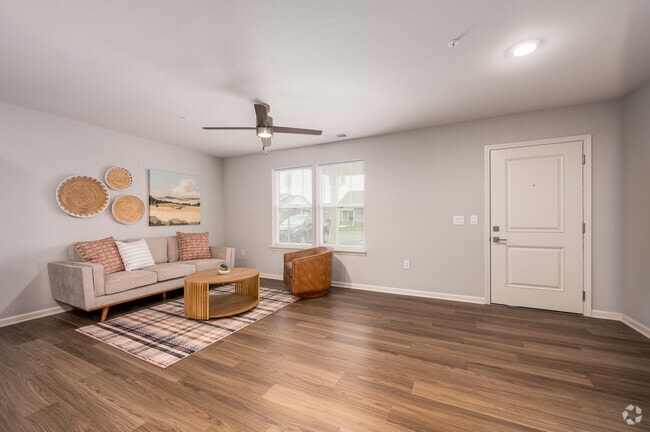 Model - 1BR, 1BA - 846SF - Living Room