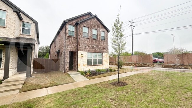 Building Photo - 7529 Regal Ln