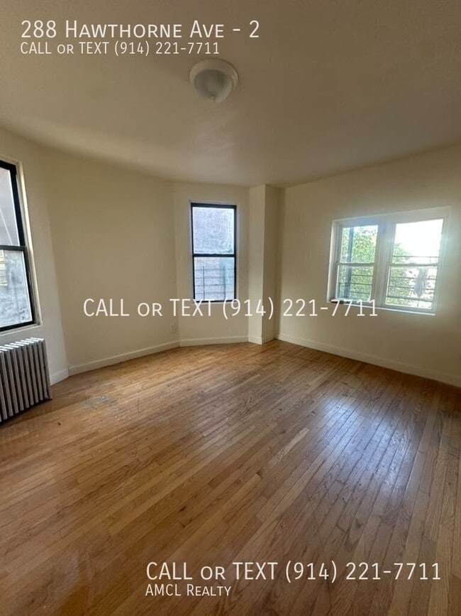 288 Hawthorne Ave Unit 2
