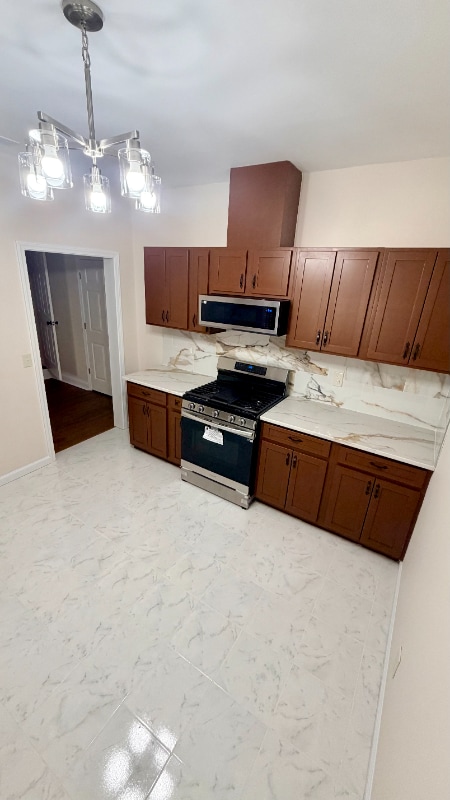 Photo - 11 Hillshire Dr