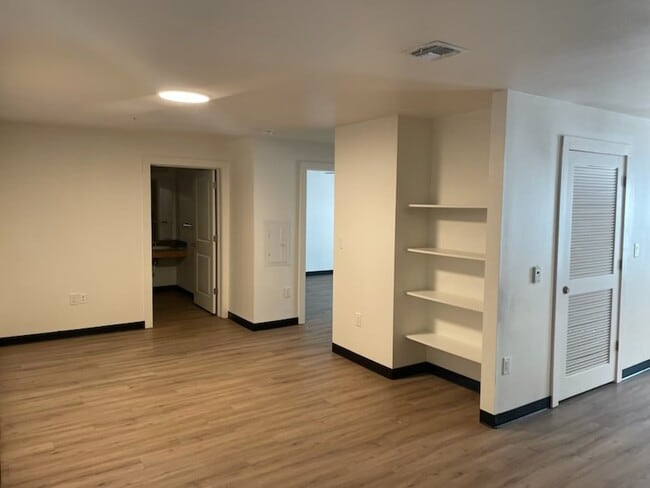 Intrada Westside Apartments