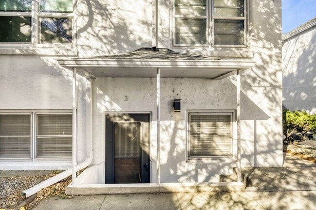 Photo - Weidenhaft Mitchell Apartments