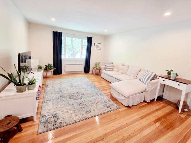 Photo - 12 Louise Rd