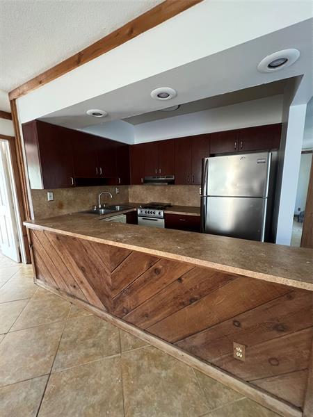 Building Photo - 1814 E Oakland Park Blvd Unit 57