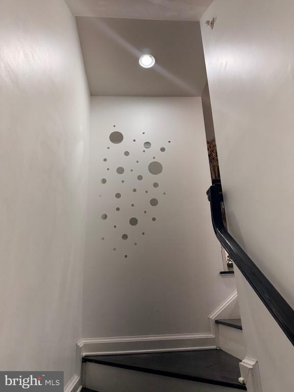 Photo - 7413 Matapan Dr