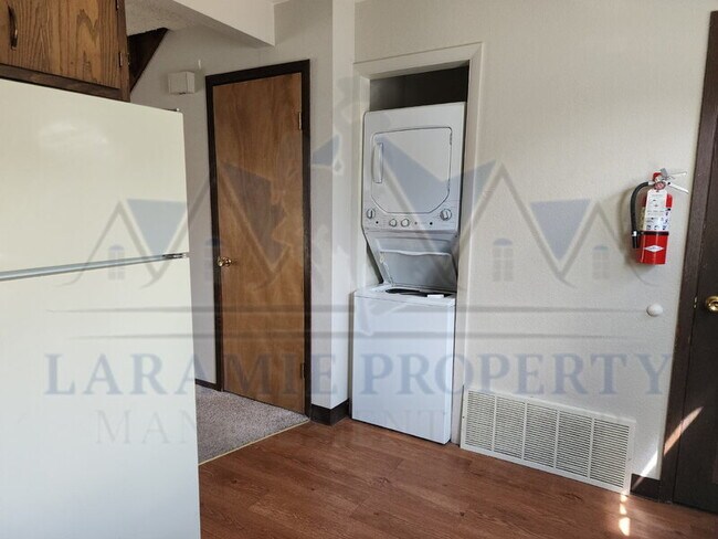 Photo - 808 E Canby St