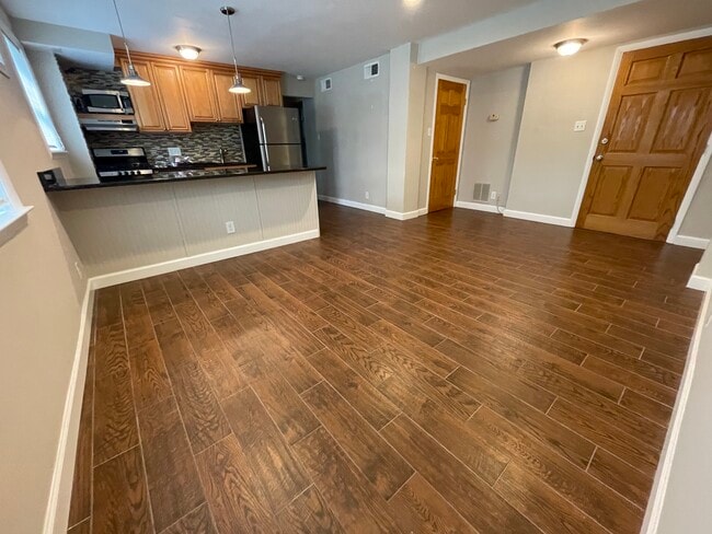Photo - 826 20th St S Unit 1