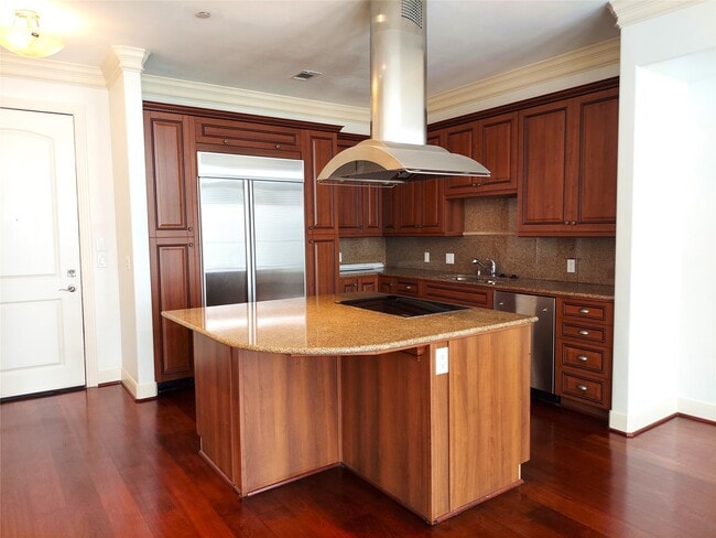 1419 Montrose Blvd Unit 601