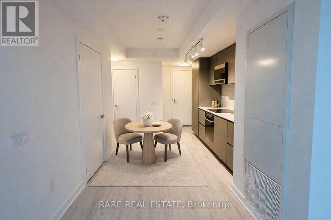 Photo - 120 Broadway Ave Unité 1105