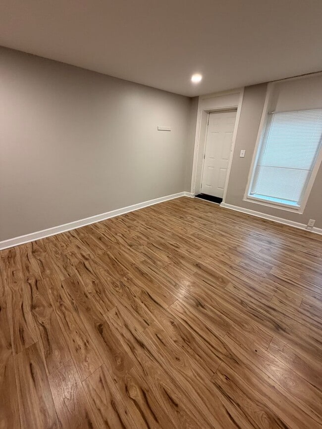 Photo - Gorgeous Updated 3 bedroom house!