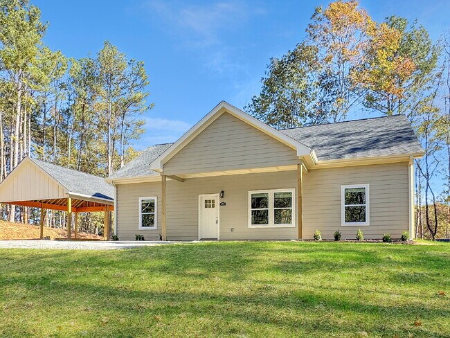 Photo - Brand New Rental in North Hall!