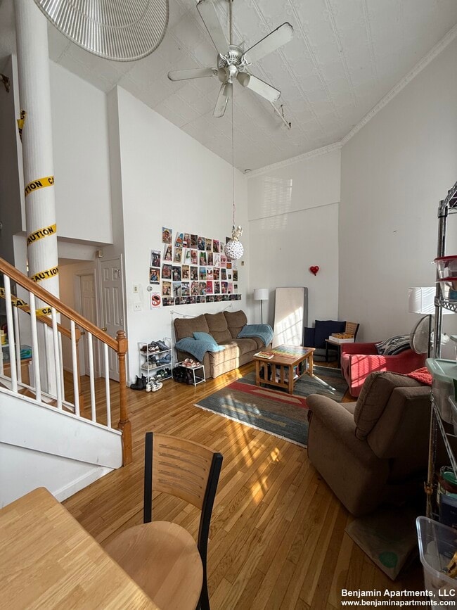 Photo - 168 Northampton St Unit 2