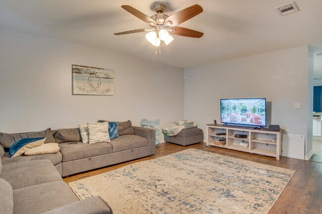 Photo - Modern 3BR/2BA Duplex with Granite Countertops, Stainless Appliances, Covered Patio & Private Fen...