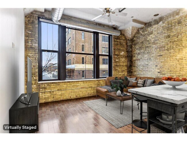Building Photo - 618 N Washington Ave Unit 200 Rental