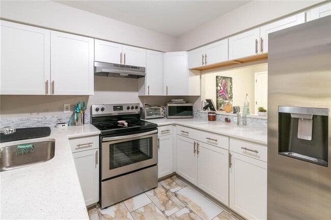 Photo - 2897 Thaxton Dr