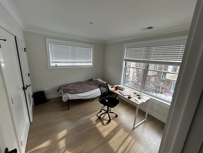 Photo - 47 Allston St Unidad 3