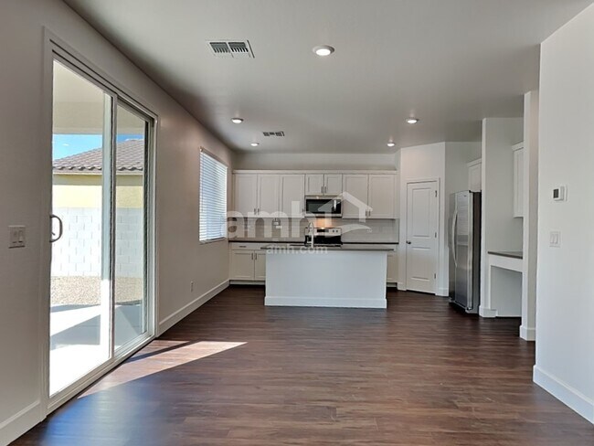 Photo - 17161 W Golden Ln