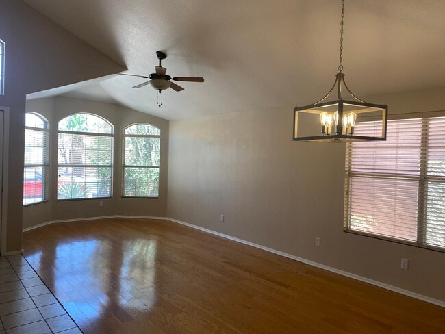 Photo - 1277 W Myrna Ln