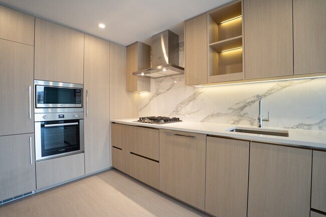 Photo - 2503-13778 100 Avenue Unit 2503