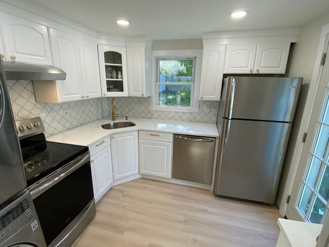 Photo - 34 Ormond Ave