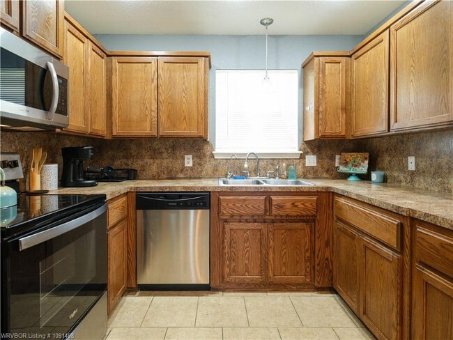 5408 Maria Ln