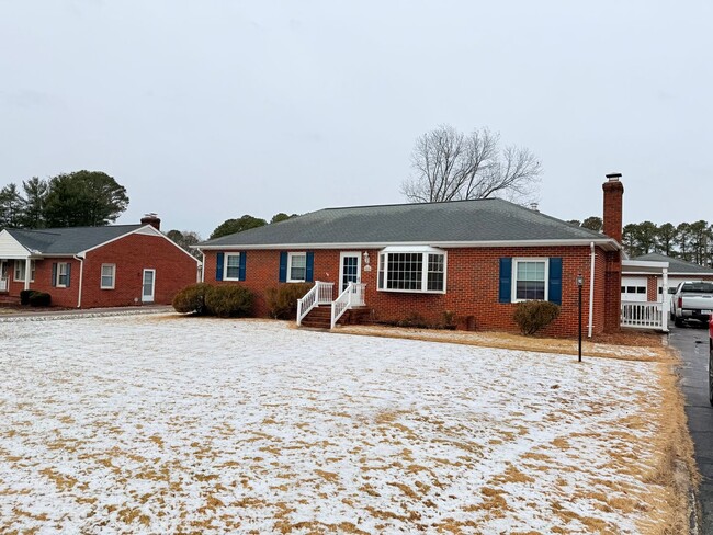 Photo - 8276 Franklin Ln