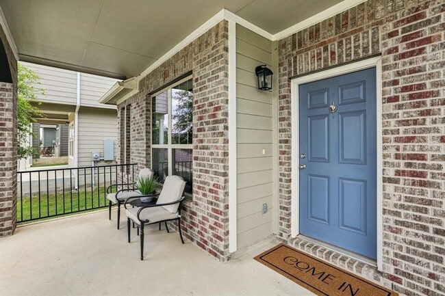 2800 Seneca Path