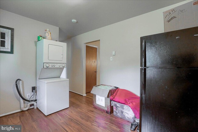 Photo - 1800 E Harrisburg Pike Unit APT 11