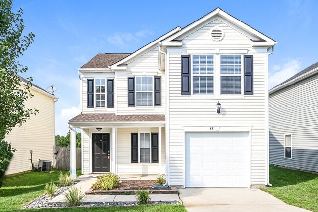 Building Photo - 831 Littleton Dr