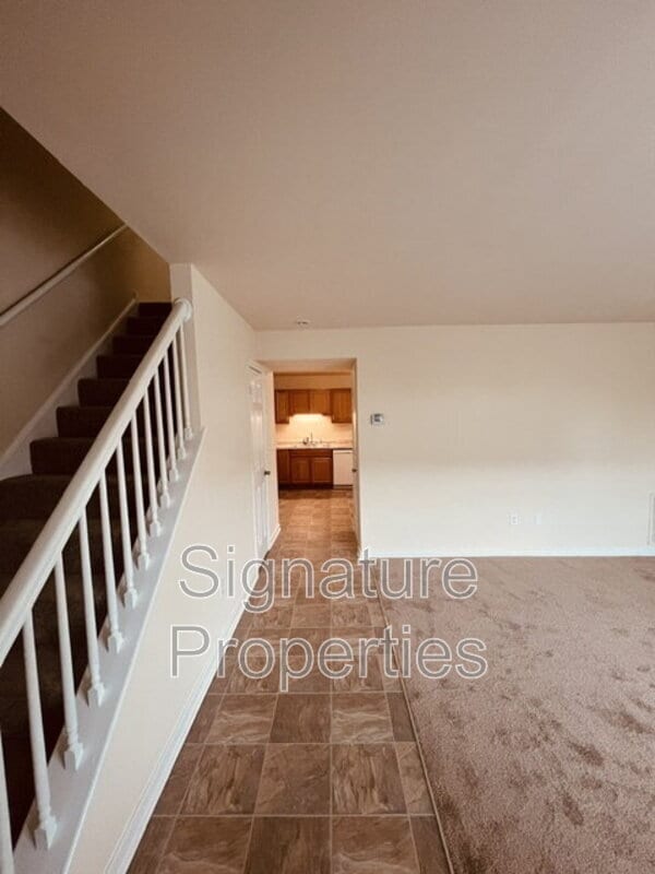 Photo - 555 Fairfax Ave Unit Apt G 555-G