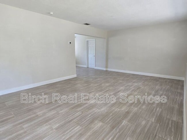 Photo - 1406 Lemon St