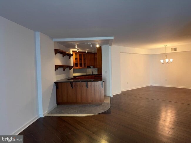 1420 Locust St Unit 12K