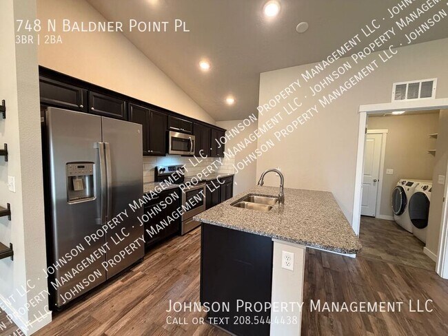 Photo - 748 N Baldner Point Pl