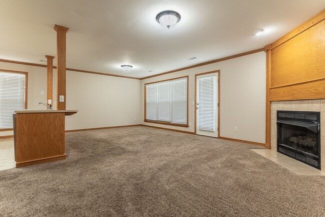 Photo - 1807 Pointer Ln
