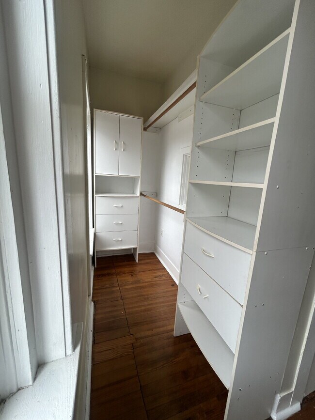 210 E Main St