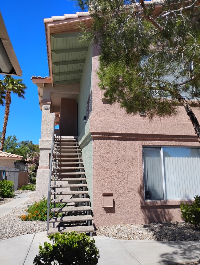 Photo - 8450 Alta Dr Unit 208