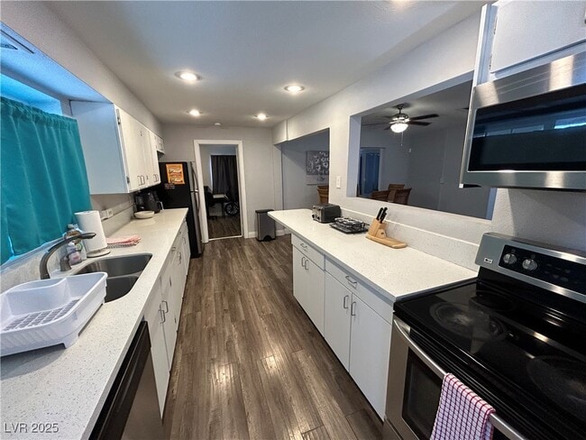 Photo - 2020 Santa Paula Dr