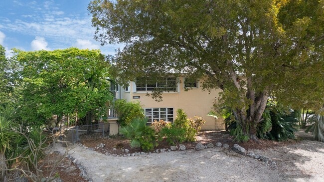 Photo - 22777 Jolly Roger Dr