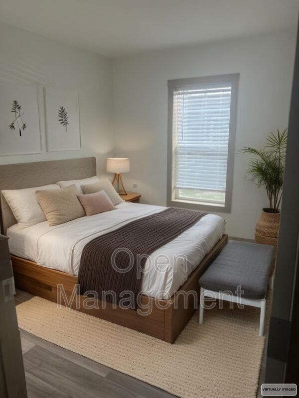 Photo - 825 1st Ave E