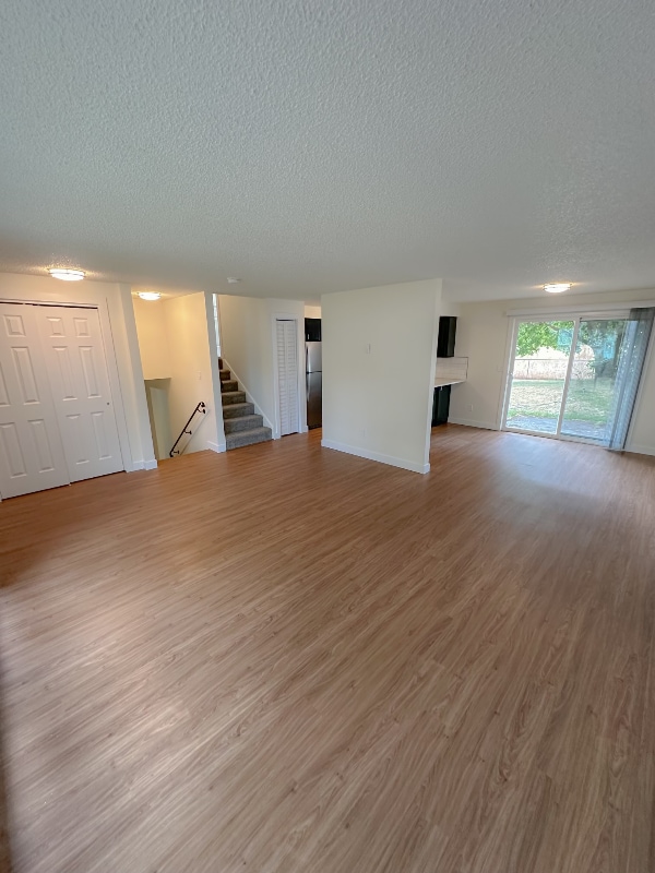 Photo - 515 N Sommer Rd