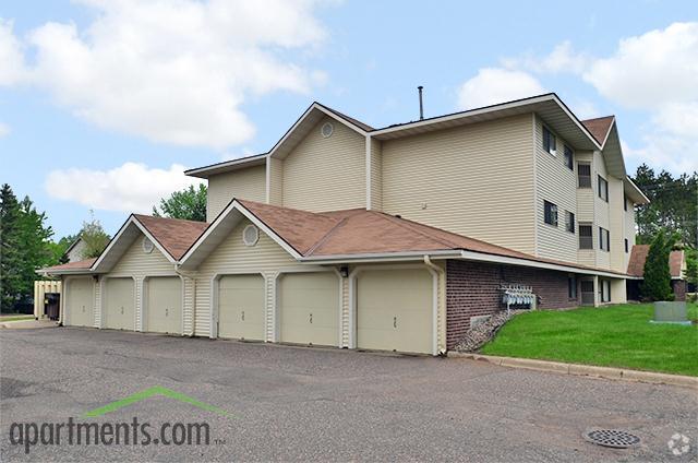 Building - The Grove of White Bear Lake