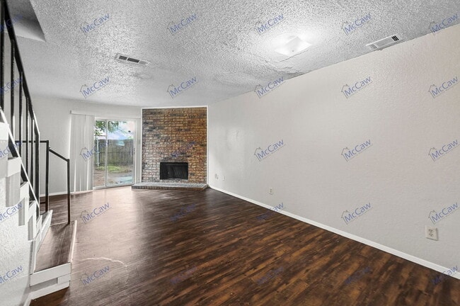 Photo - 2198 Aspen Dr
