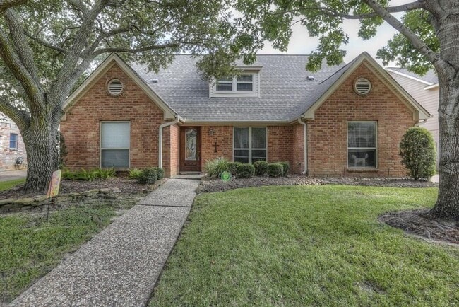 Building Photo - 12439 Piping Rock Dr Rental