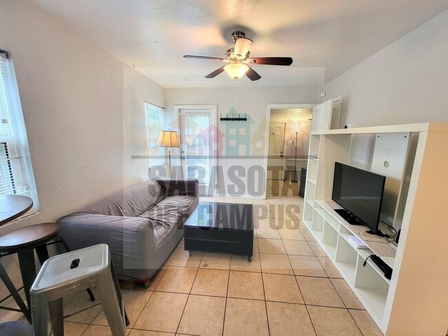 Photo - 1148 Highland St Unit 1148 Full Home  - 1148 Full Home