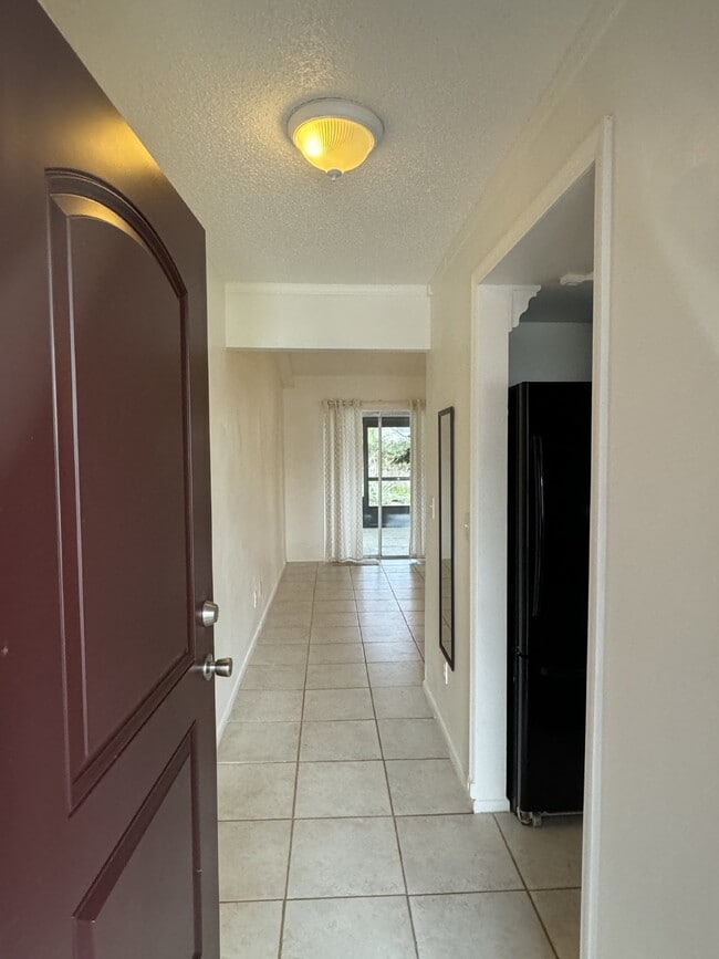 Photo - Charming 2-Bedroom Duplex with Fireplace i...