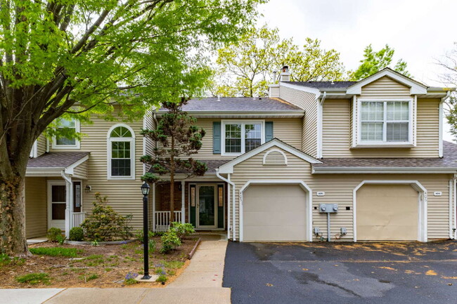 Welcome to your new home in the heart of T... - Welcome to your new home in the heart of T...