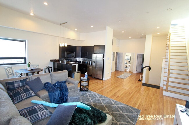 Photo - 1032 Commonwealth Avenue Unit 3