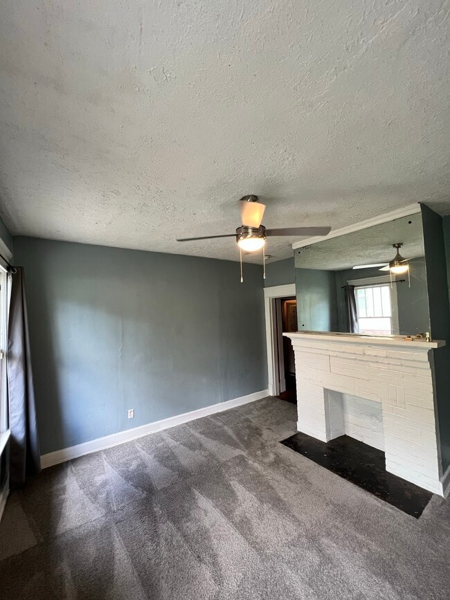 Photo - 1115 State St NW