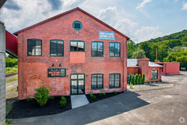 The Lofts at Rockland Silk Mill